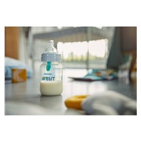 Kojenecká láhev Avent Anti-colic s ventilem AirFree 125 ml 2ks