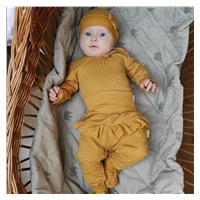 Kojenecká bavlněná čepička Nicol Michelle