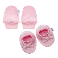 New Baby Lovely polka dots cotton baby set-caps and gloves, size Univerzální